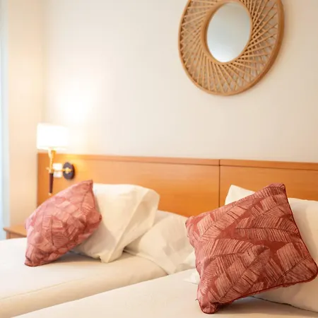 Go - Génova Parquesol - Parking Gratuito-zona Libre De Bajas Emisiones Aparthotel